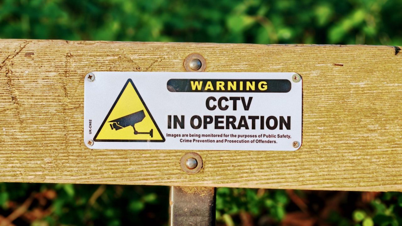 Neighbour safety alerts: Easy and Smart features for you