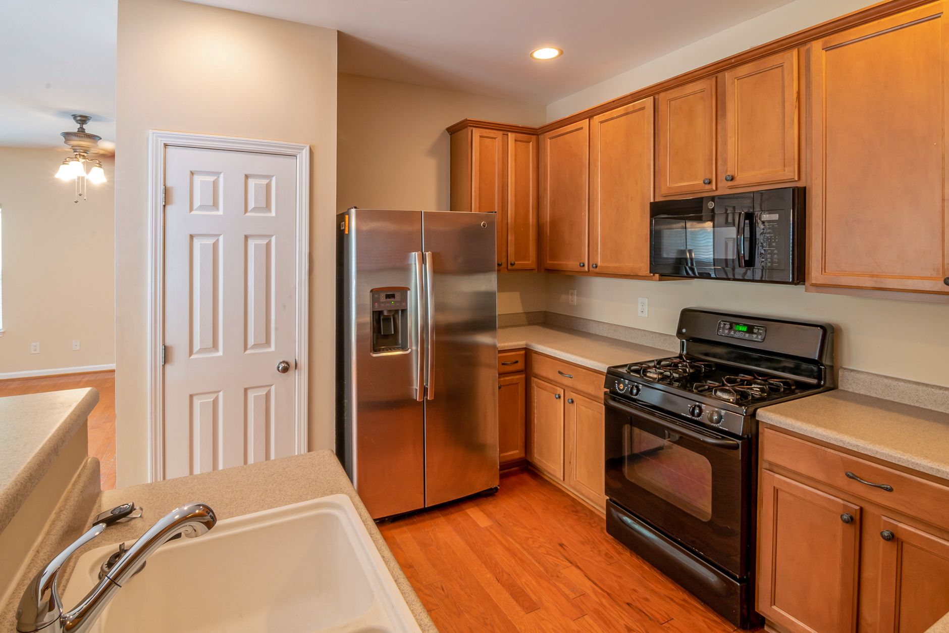 In-Vista 5-Door Refrigerator