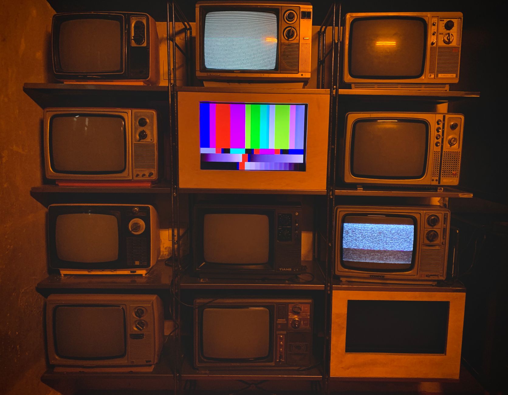 OLED Vs QLED TVs